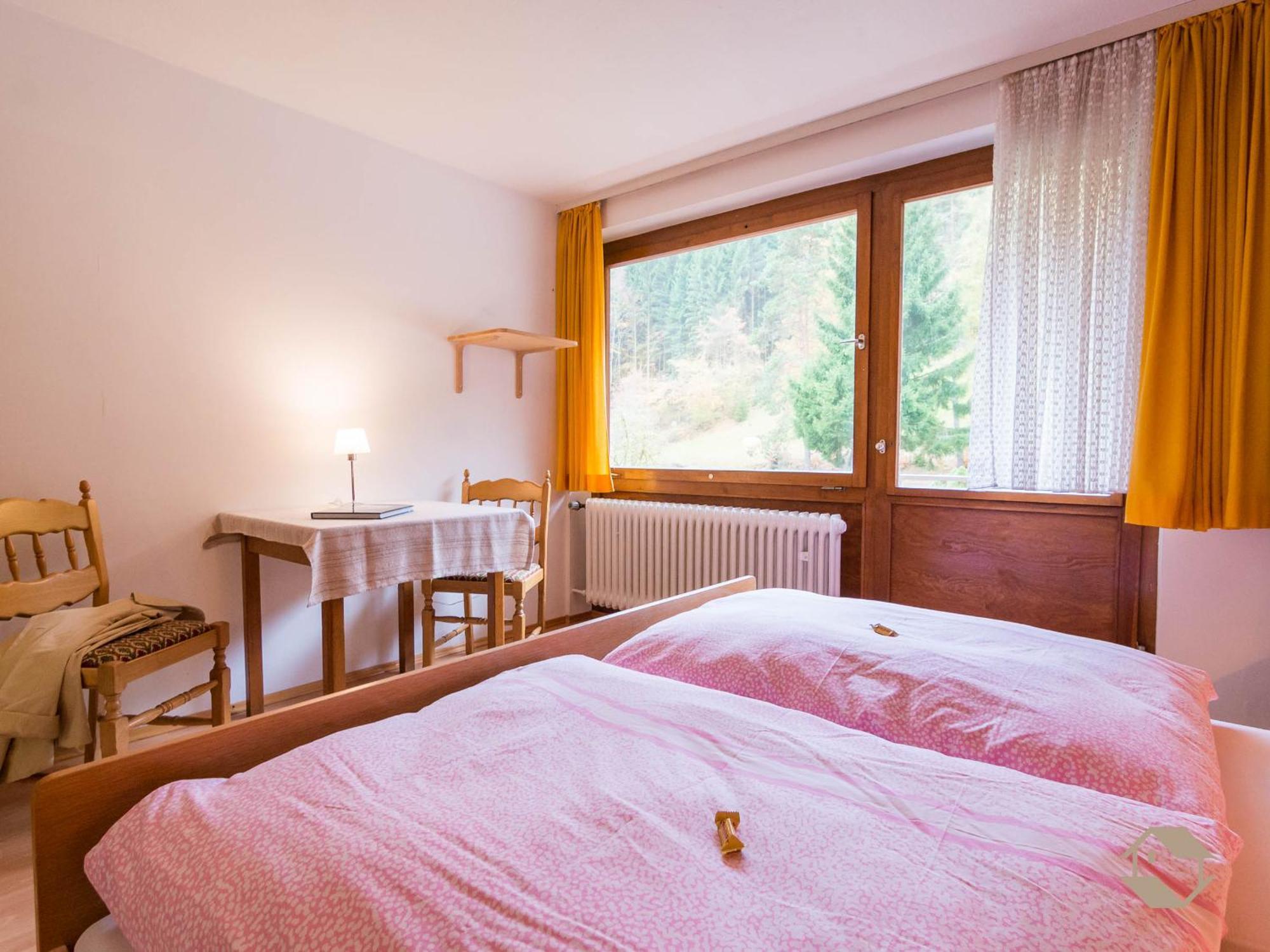 Enri Theater&Pension Bruderhaus Altensteig Zimmer foto